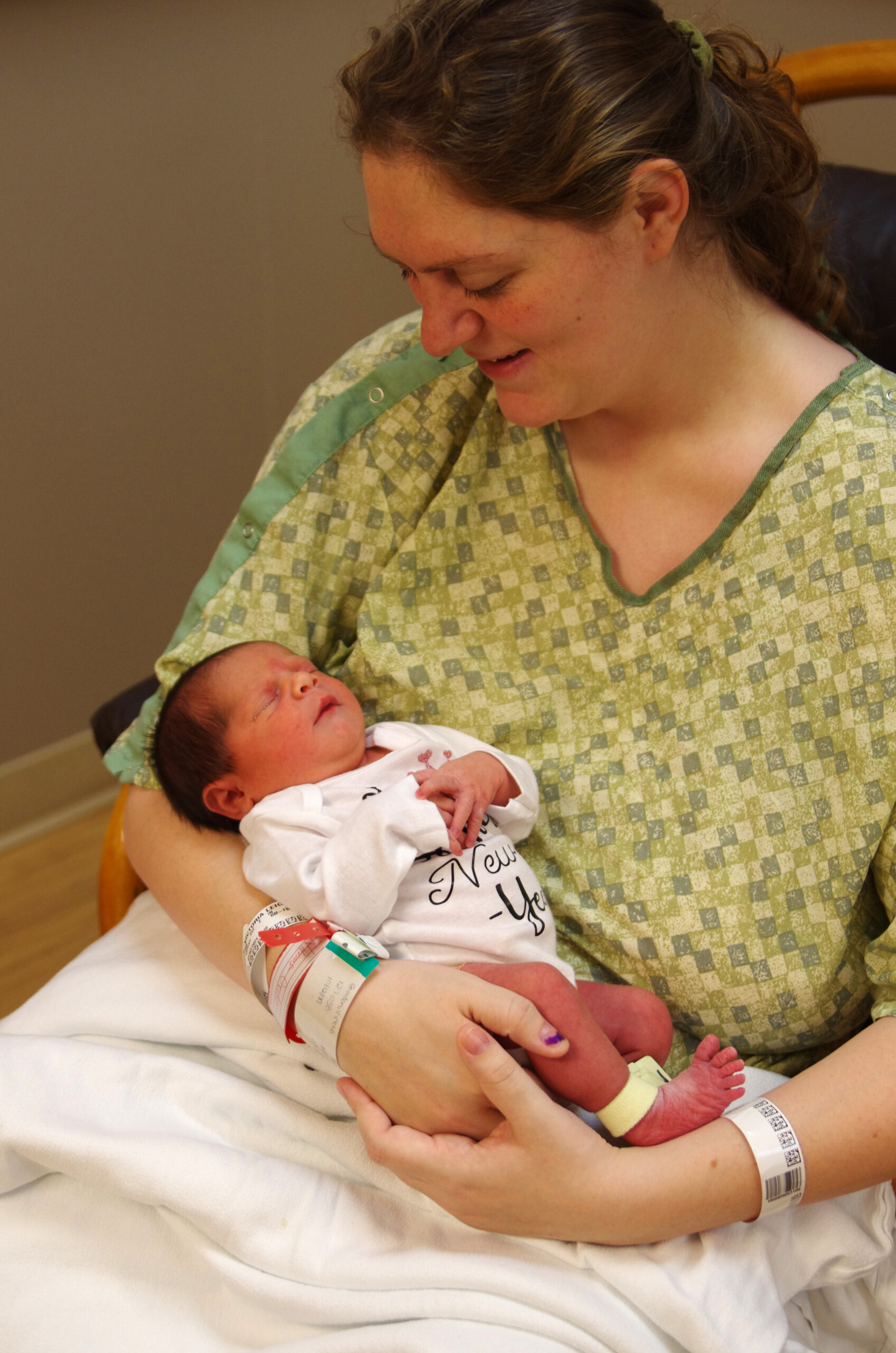 First Baby Born At BCH In 2024 KWBG Radio Boone Iowa   Mom And Baby Scaled 