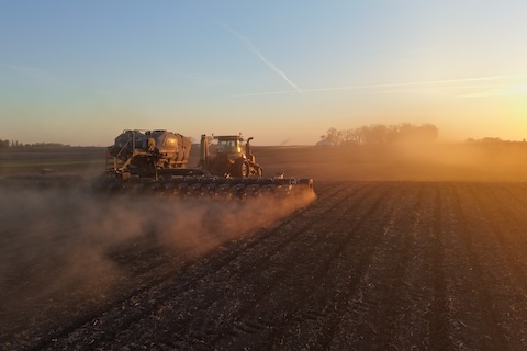 b07718a5-1693-24e3-699c-7e01ffb28ddb