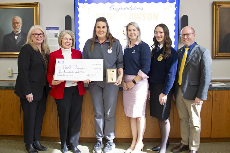 6388288b2513af5db44ce45a948241cd